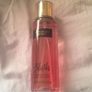 Blush Victoria’s Secret spray